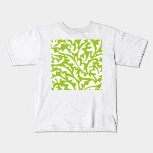 Tropical Leaves on Vibrant Green / Modern Plants Kids T-Shirt